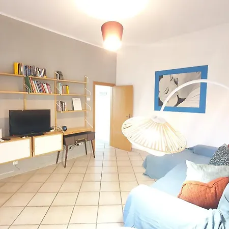 Ramingo Travel - Nuova Darsena Apartment *
