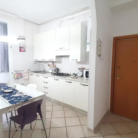Ramingo Travel - Nuova Darsena *