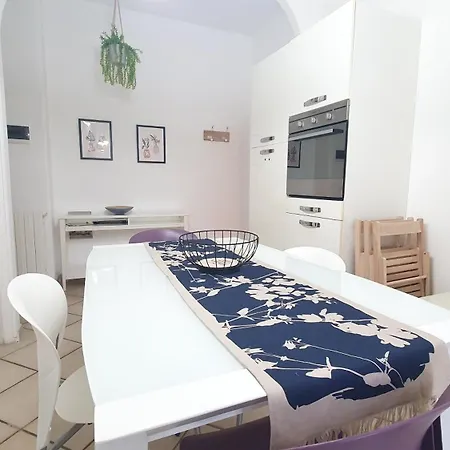 Ramingo Travel - Nuova Darsena *
